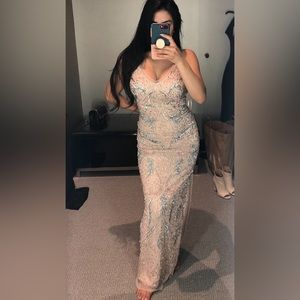 Sold out NWT Aidan Mattox Deco Beaded Gown Small 4 6 Rose Nude Silver Prom